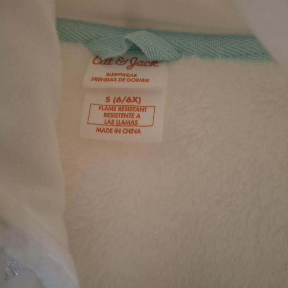 Cat & Jack White Hooded Robe - Picture 4 of 4